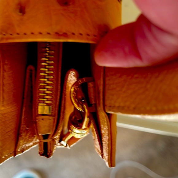 BVLGARI Ostrich Skin Crossbody Purse with Top Handle, Vintage ALTA MODA - Picture 9 of 9